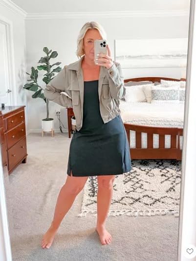Women's Military Safari Cropped Jackets Button Down Lightweight Oversized Utility Anorak Coat with Pockets