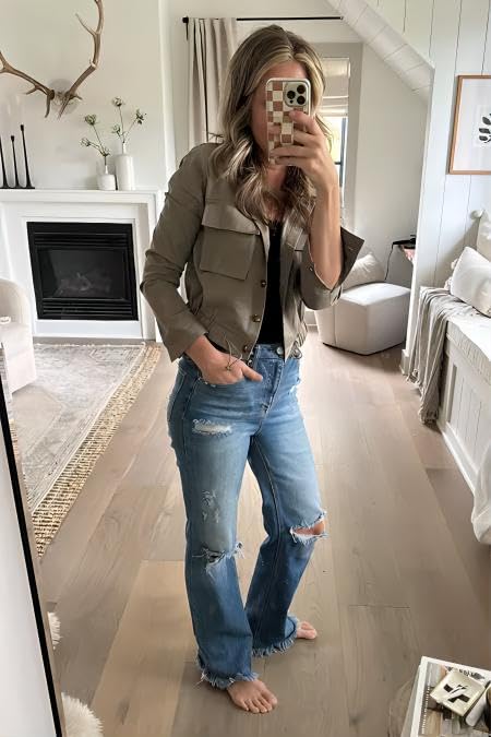 Women's Military Safari Cropped Jackets Button Down Lightweight Oversized Utility Anorak Coat with Pockets